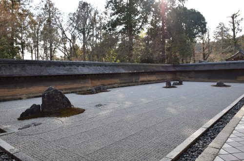 【京都必去寺廟】仁和寺 + 龍安寺參拜攻略|一日散步提案 181 DSC 0001 scaled