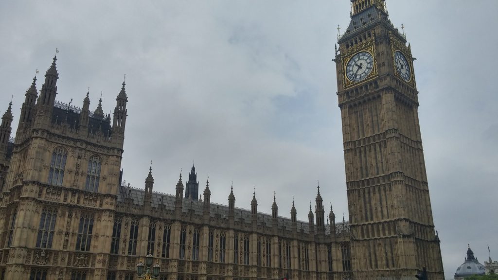 英國