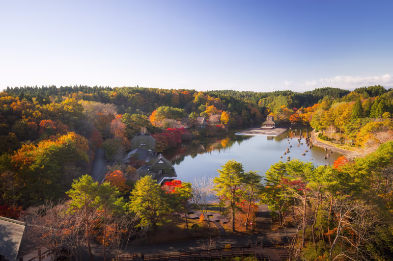 青森屋 公園 外観 俯瞰 秋 cr1ahs.jpg